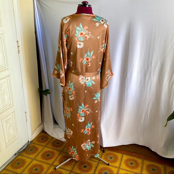 INC Intl Concepts Floral Print Long Wrap Robe. XS. - Picture 4 of 7